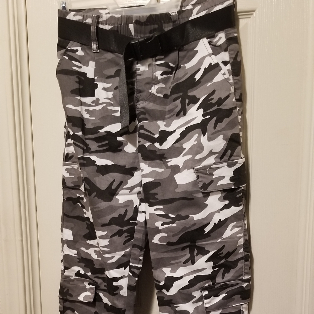 Unisex camo pants